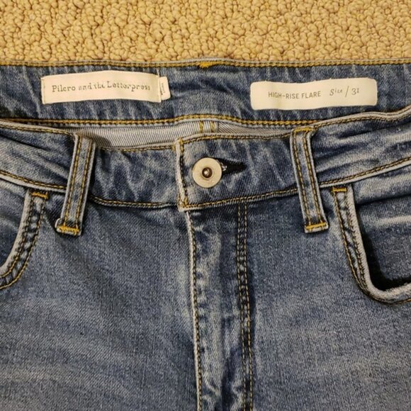Pilcro High-Rise Flare Jeans Women's 31 - Picture 4 of 10